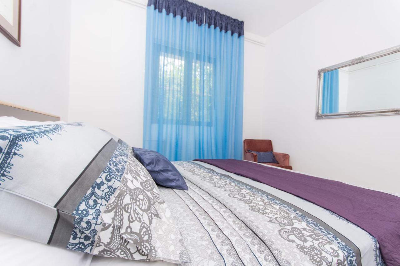 Holiday Home Ruzmarin Trogir Exterior photo